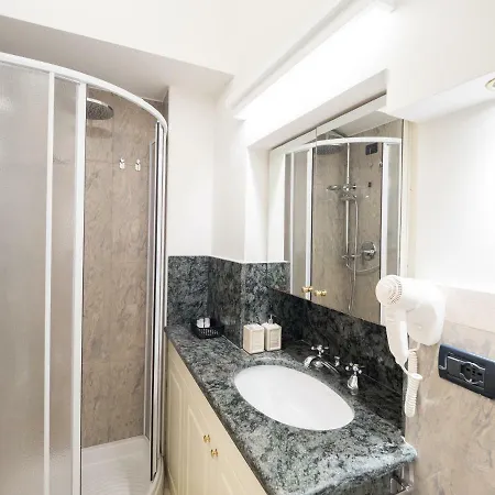 招待所 Opera Arte 4*