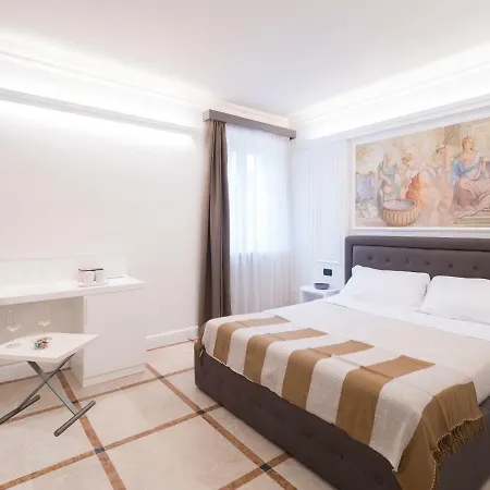 Opera Arte 雷卡纳蒂港